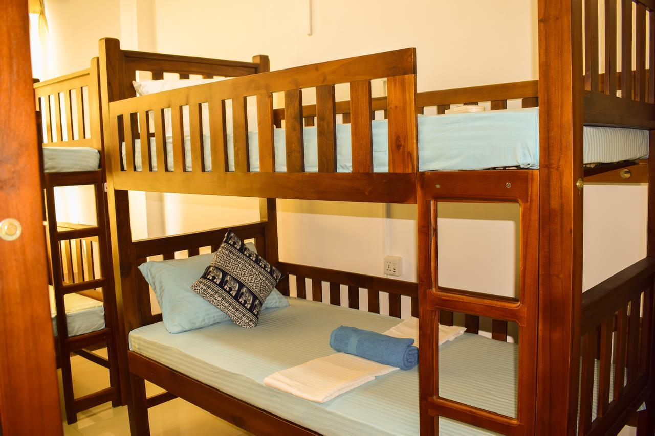 Port View Hostel كولمبو المظهر الخارجي الصورة