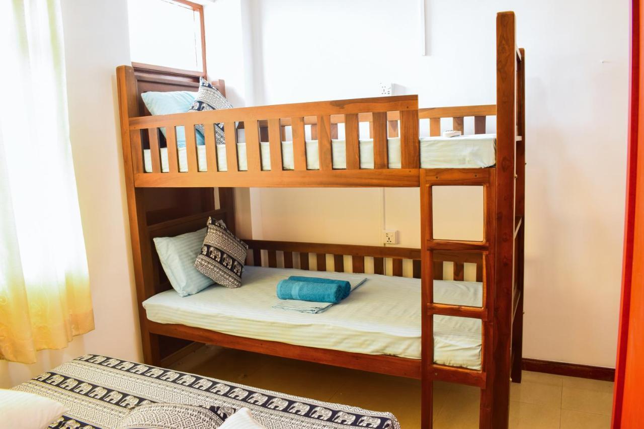 Port View Hostel كولمبو المظهر الخارجي الصورة